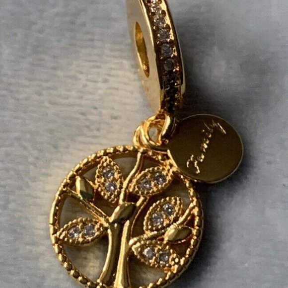 Genuine S925 gold family tree heritage charm genuine bargain great on a bracelet - Picture 2 of 4